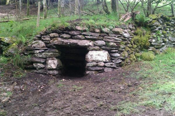 “<a href="/lakedistrictnpa/">Lake District</a>: RT <a href="/LakesRangers/">Lakes Rangers</a>: 18th century potash kiln Longsleddale ” 18th Century Bivvy #thatscarpy