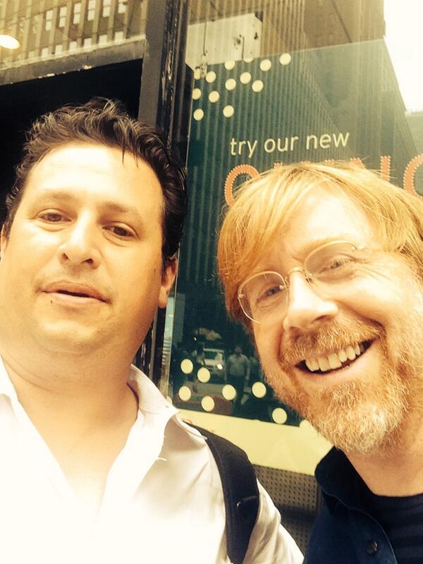 JFMerrick's tweet image. It was great meeting you @treyanastasio .  Keep on jammin.