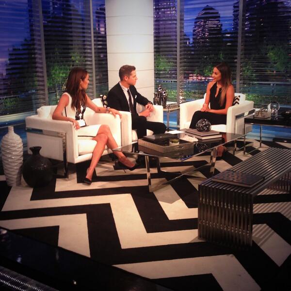eentertainment's tweet photo. #PLLWeek is the best week: Who's excited for @ShayMitch on E! News tonight! http://t.co/YxPvqJtnSB