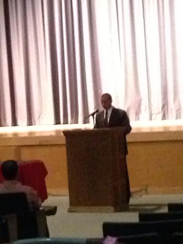 Dewey accepting induction into <a href="/JaxMemorial/">JMHS Sports</a> HOF