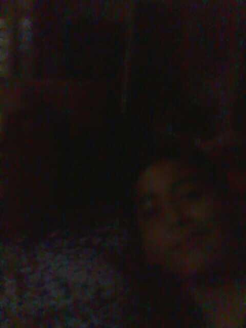 Ablando porlefono con mi hijo a mi lado