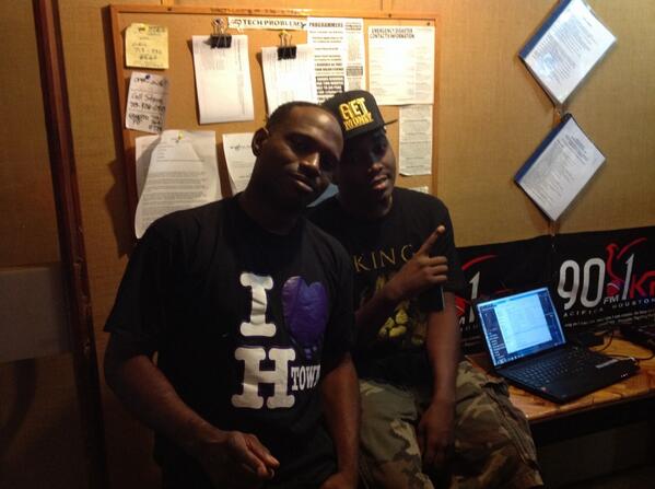 DamageControlFM's tweet photo. It's a family affair #damagecontrol 90.1kpft FM http://t.co/zEElhf1oDM