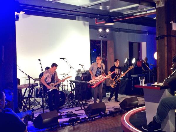 VH1Music's tweet photo. Did you peep the leopard-print 🐾 guitar on @GoodNightAlive ?! Dopeness #MABF http://t.co/UB5CaqWJAO RIGHT NOW!! http://t.co/ZViusyoV34