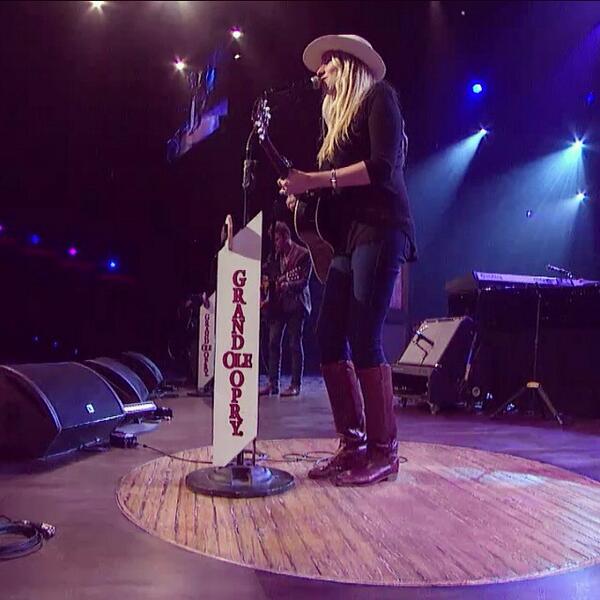 opry's tweet photo. That's Hank's grandchild &amp; soon-to-be great-grandchild in the #Opry circle. #generations #Opry @hollywilliams1 http://t.co/xA9CYJS3q1
