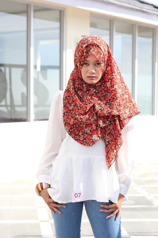 zetizen_mp's tweet image. Hilza Syawie (@hilsya16) – MAN Model Manado @ManModelManado #NatashaModelingCompetition #XpresiParty2K14