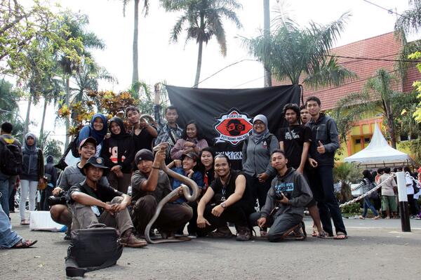 hunting bareng <a href="/Forkom_Malang/">Forkom FM Malang</a> cc: <a href="/focus_umm/">Focus UMM</a> @format_itn <a href="/HIMAFO/">HIMAFO UM</a> <a href="/UKMF_Bidik/">BidikPhotography</a>