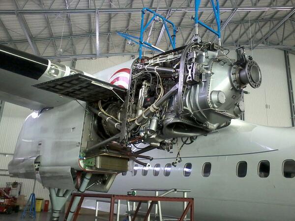 gtl_lot's tweet image. You can see what's under the cover of #Bombardier Q400NextGen / DHC-8-402 
#Engineworks by #GTL_LOT