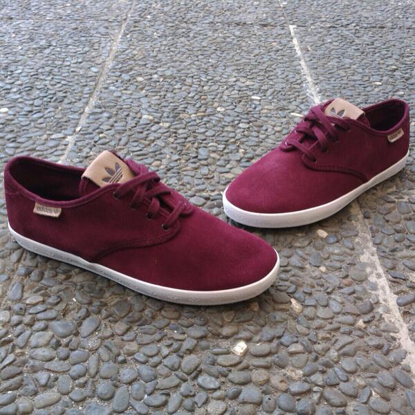 rafa__shop's tweet image. ADIDAS ADRIA PS W suede | size : 36+, 38+ | idr : 300.000 | order cek Bio