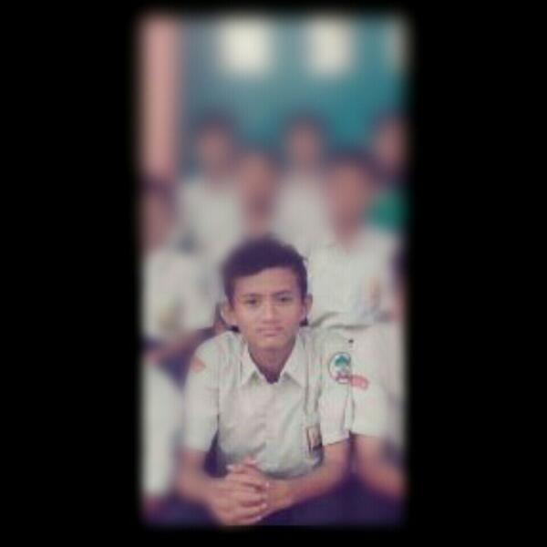 othersideofish's tweet photo. Yeh sirik yeuh admina=))"@Thebest_83: Ada yang lagi kangen nih guys😜“@lene_rene: Hayyy, kangeeeen;* http://t.co/OW6V1x9lrm”"