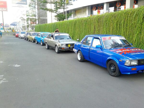 Ada 5 kotak yg sudah berkumpul di csb