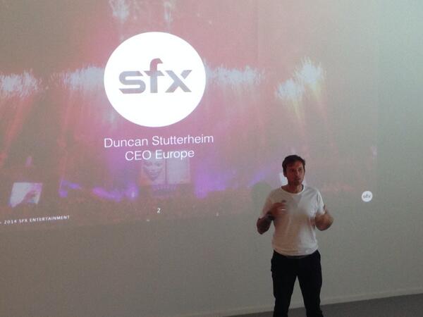 De laatste sessies gaan van start! O.a. Duncan Stutterheim, mede-oprichter @IDandT, sluit #smm14 af!