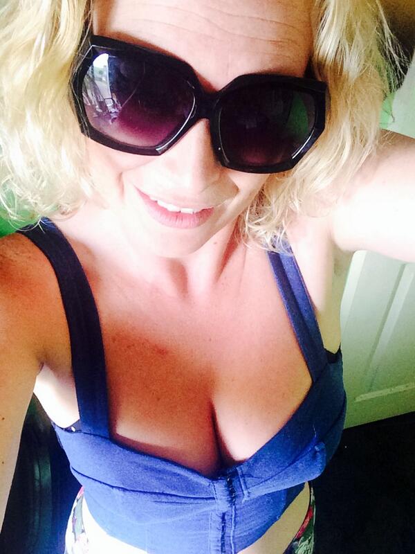 debbierwatson's tweet image. #summer2014  #itshere #tinybitexcited 😎😎😎😎😎😎😎😎😎😎😎😎 xxxx