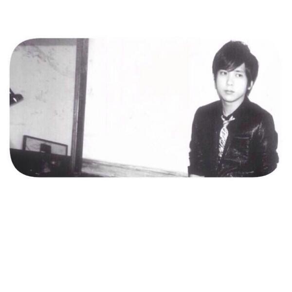 6958743's tweet photo. .

.

.

　　　(　　006 tw　　)

　　　可愛い可愛いにのっち  、

　　　ずっと 、ずっと

　　　離して挙げ綯い豫    ?

.

.

. http://t.co/ro4qB0UlOM