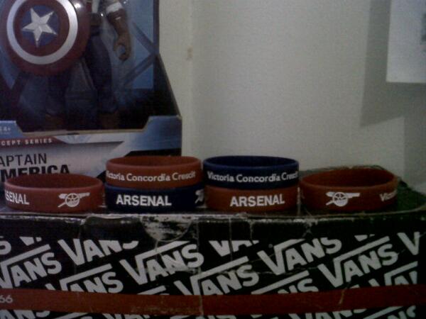 Wave_RC's tweet image. Bracelet Arsenal only 25K, For order 0857 9709 4803 / 29FB07A6 . Bantu RT min, thanks :) @AIS_SMG