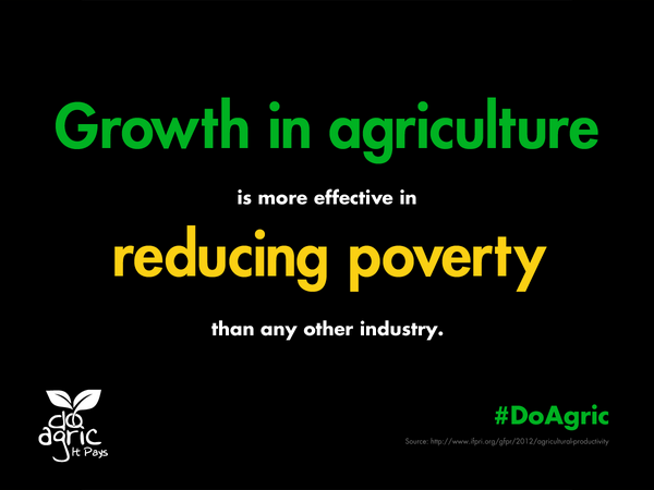 ONECampaign's tweet image. YES! RT @gatesfoundation Is it time to recognize farmers as entrepreneurs? gates.ly/1lo29B0  #DoAgric