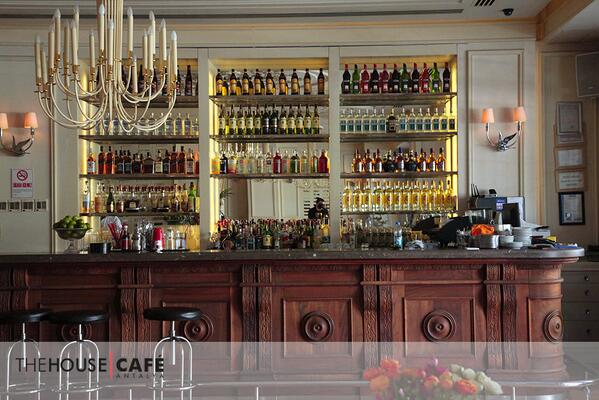 The House Cafe Antalya, ferah ortamı ve zengin içecek alternatifleriyle en mutlu anlarınıza eşlik ediyor.