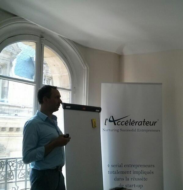 misterniark's tweet photo. Chez @laccelerateur pour un échange de pratique à l'occasion de la #FrenchTechFest #digigre Cc @LePhareStartups http://t.co/H5LiCSKJTV