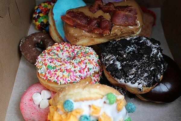 Foodsnapshots's tweet photo. Donuts http://t.co/neLFsat5Kh