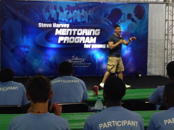 Steve Harvey tweet media