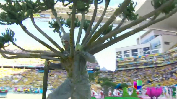 Best part of #WorldCup2014 #WorldCupOpeningCeremony was these guys. F*ck yeah, trees! #JLo, #Pitbull