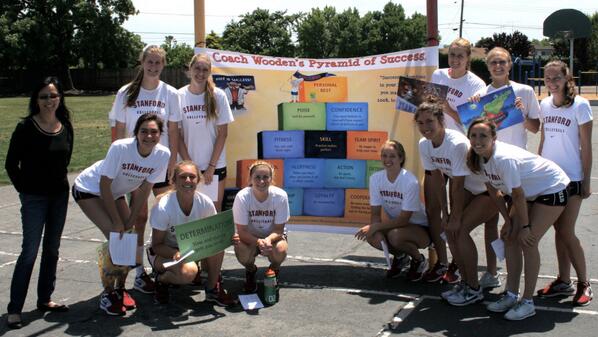 GoStanford's tweet photo. Congrats @StanfordWVB, winner of the Thomas W. Ford Award (team w/ strongest community service dedication). #SAB2014 http://t.co/O2GHl0ZDuE