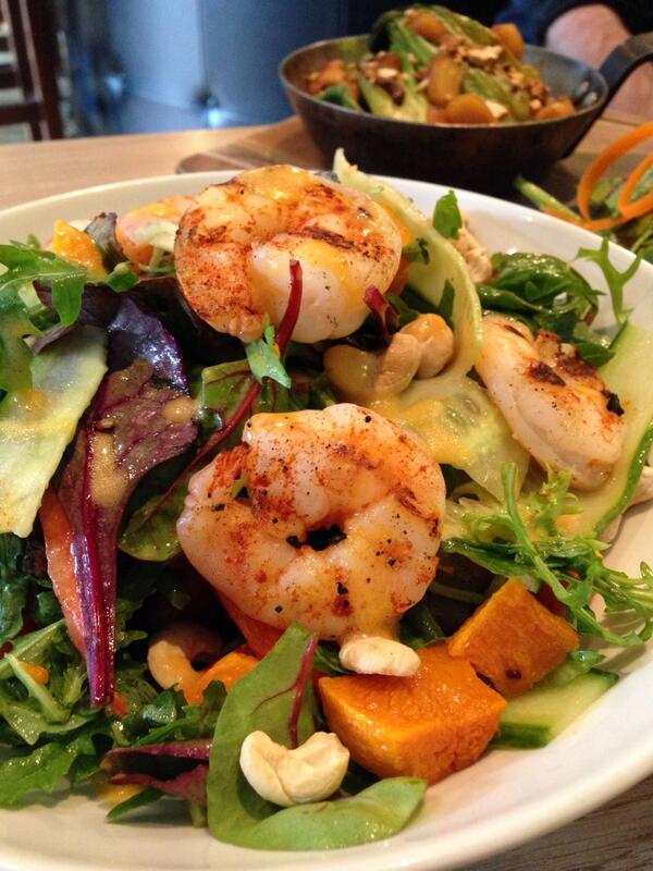 TreacleEdin's tweet image. #GrilledTigerPrawn #cashew #steamedgreenbeans #roastsquash #tamarind&amp;amp;lemongrassdressing 
With a side of #honeypakchoi