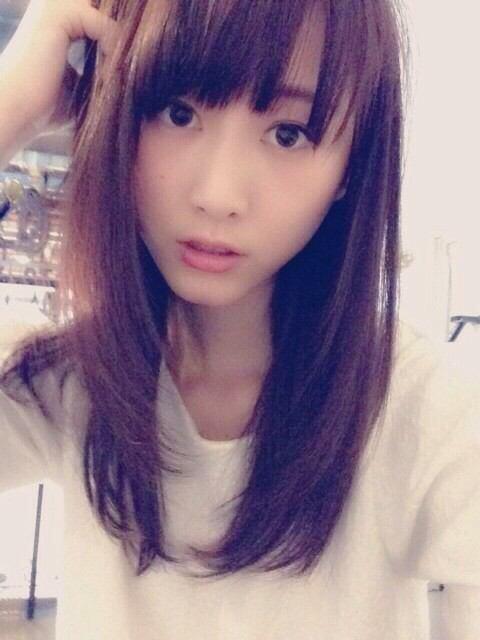0mti7's tweet photo. SKE48兼乃木坂46のなりきり松井玲奈です。私を通して本家様へ興味もって貰える事がBestですね。マイペースですが、よかったらお話しませんか？無言にてお迎えお許しを…。よろしくお、あ文字数…
#rtしたnrさんで気になった人お迎え http://t.co/sJUJyHJAWy