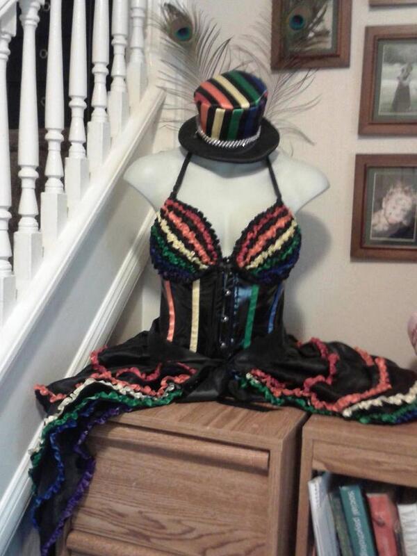 Anyone have an extra $300? I soooo want this.