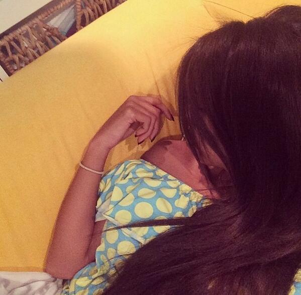 Myn000na's tweet photo. هاي قايز 🙋 http://t.co/dqL0jxqU0y