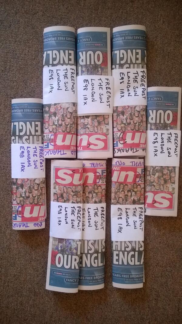 BhKaraoke's tweet photo. @PostTheSunBack 8 just sent back from Bournemouth with a message. #JFT96 #YNWA #PostBackTheSun http://t.co/VzfiwjGWVW