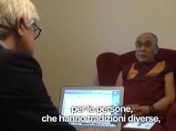 Corriere's tweet photo. Il  Dalai Lama: “Seguite la  fede non le mode” Video  http://t.co/JVHYpJwv2b http://t.co/OWjdN9Jmvd