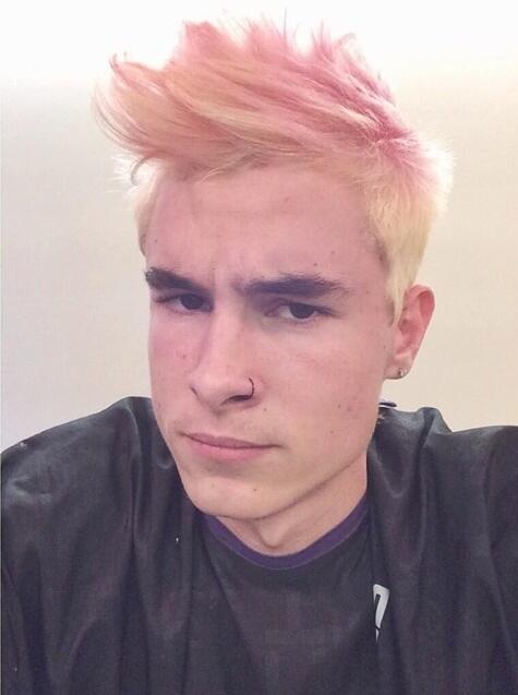 OhTwoEll's tweet image. I'm not over it I can't get over it MOM