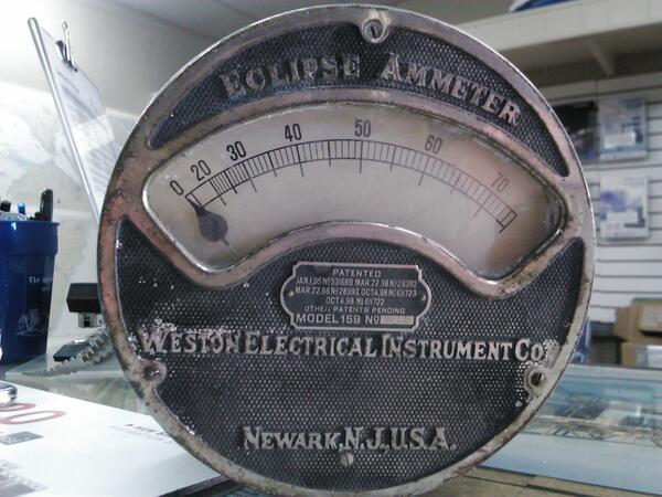 BayElectronics's tweet image. An ammeter used on our #SteelBridge when it was built in 1929. #SteelBridgeSongFest #SturgeonBay #DoorCounty