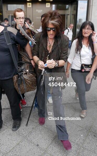 AerosmithItalia's tweet image. @Aerosmith in Berlin - pics by Chad Buchanan #LetRockRule #Aerosmith @IamStevenT #steventyler @JoePerry