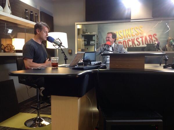 bizrockstars's tweet image. @MartinKatzLtd talks branding! "Find a way to get media attention" w/ the right reach &amp;amp; audience!