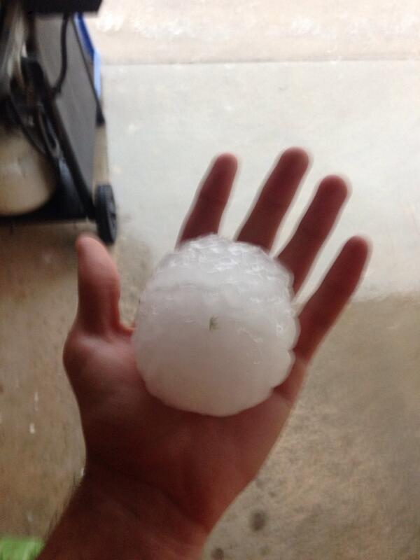 Harryson_Todd's tweet photo. What the hail is this? http://t.co/7YICk3myMB