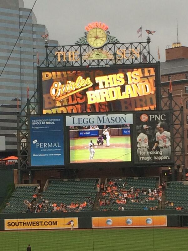 mtlarl's tweet photo. Go Os http://t.co/kwhUaAX7NE