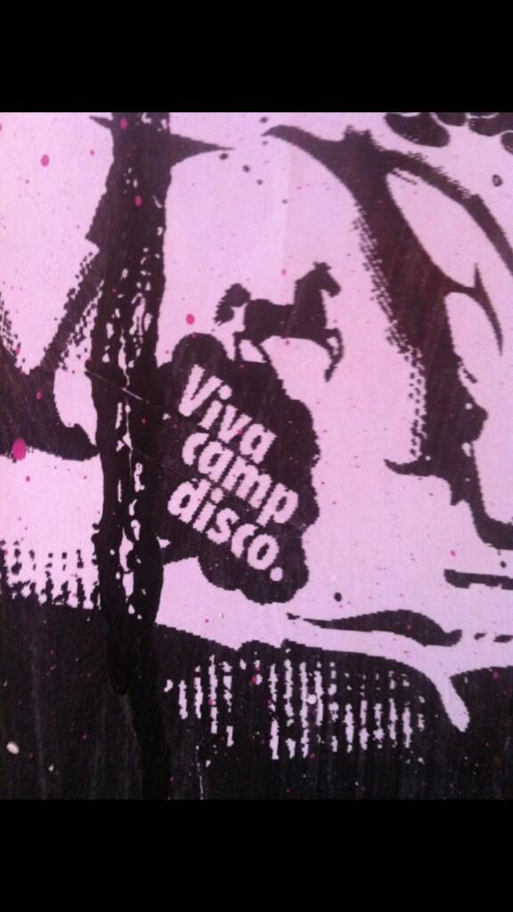 FloorPresents's tweet photo. This seems pretty apt right now http://t.co/ZjRisk87IH
