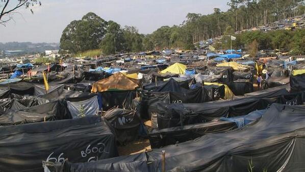 samgrobart's tweet photo. A video by @dprzygoda on the tent city built by Brazilians displaced by the #worldcup. http://t.co/M1jNsigcnL http://t.co/hMSEG4BEM3