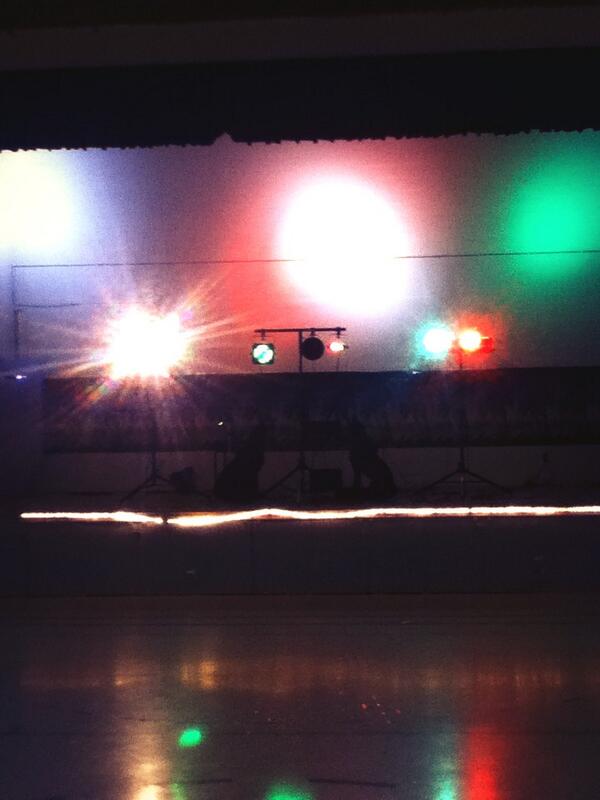 AdshadeGm's tweet photo. Final set up for tonight!!! #TheDJLife #prom #GonnaBeABlast! http://t.co/LwyxUMjoSh