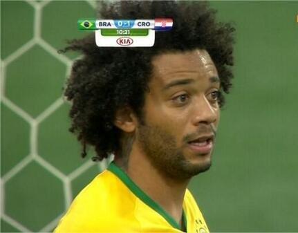 goncancela's tweet photo. Y esta es la cara que se te queda al marcar el primer gol del Mundial... en propia puerta #animacomonunca10 http://t.co/Incs1Y6pKs