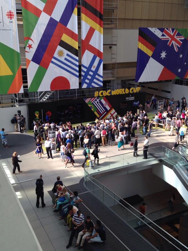 CFtoeatonCentre's tweet photo. A full house for #BRAvsCRO! RT if you're in the crowd. http://t.co/Eum1qyLtaW