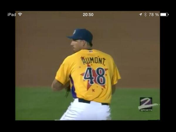 aumonticule's tweet photo. Le gatinois Phillippe aumont rappelé par les Phillies http://t.co/DHmoA3eIHn