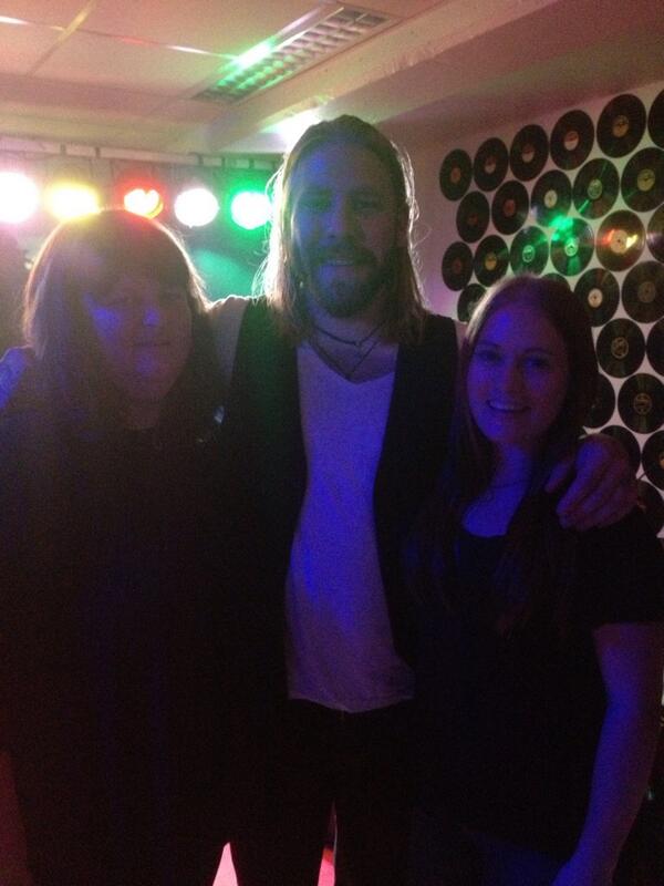 tesseadel's tweet photo. Bra kväll! @karinho61 #jaysmith http://t.co/r773W7wEZB