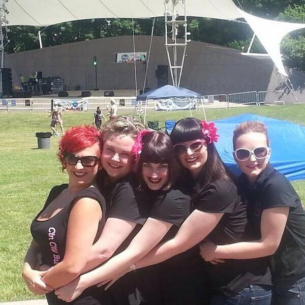 Me an my Cin City girls...the crowd was FANTASTIC!! So grateful to be a part of this family.