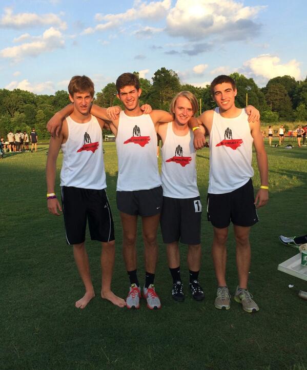 NC_Proj's tweet photo. Runners @jCmasoon @george_reddin @UncleDave_4 and @kwglennn representing #NCProject in the 800m today http://t.co/1OUg8jtDdF
