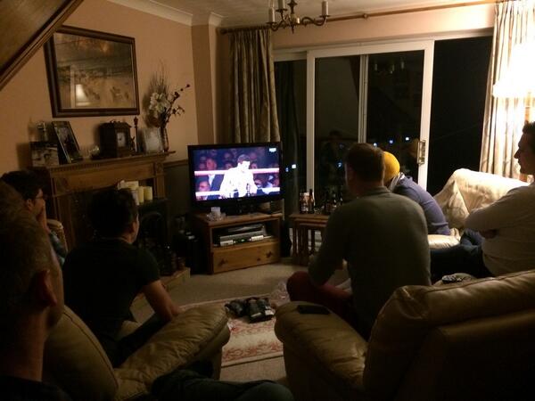 kirky_James's tweet image. On the Edge of our Seats...#GrovesFroch2