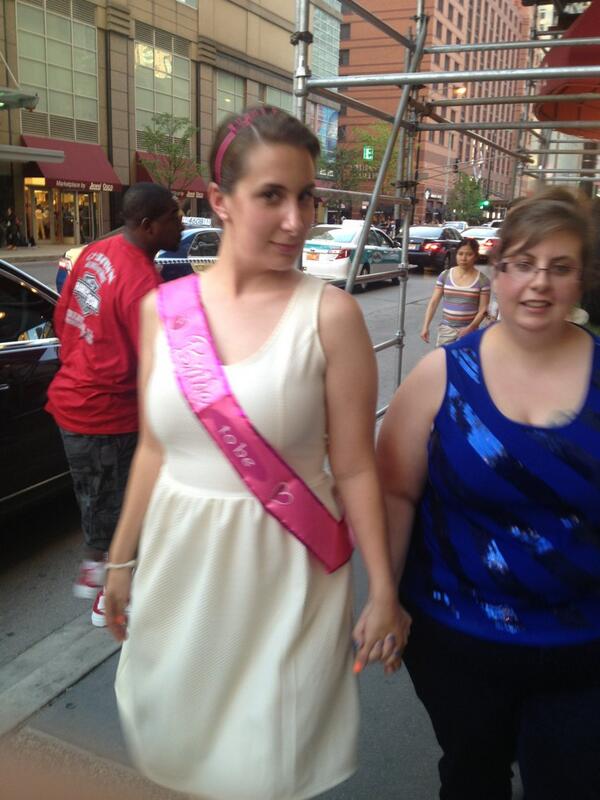 missverasays's tweet image. Off to dinner at #slurpingturtle! #sarapbach2014