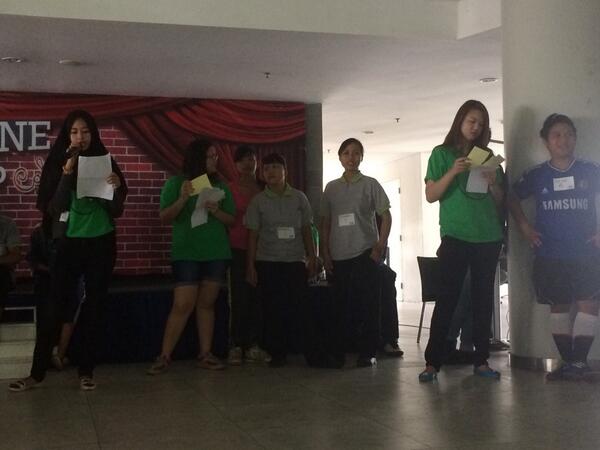 CleanAndChange's tweet photo. Saat ini sedang pembagian kelompok untuk games yang akan mereka hadapi :D http://t.co/QmnZDK2mY4