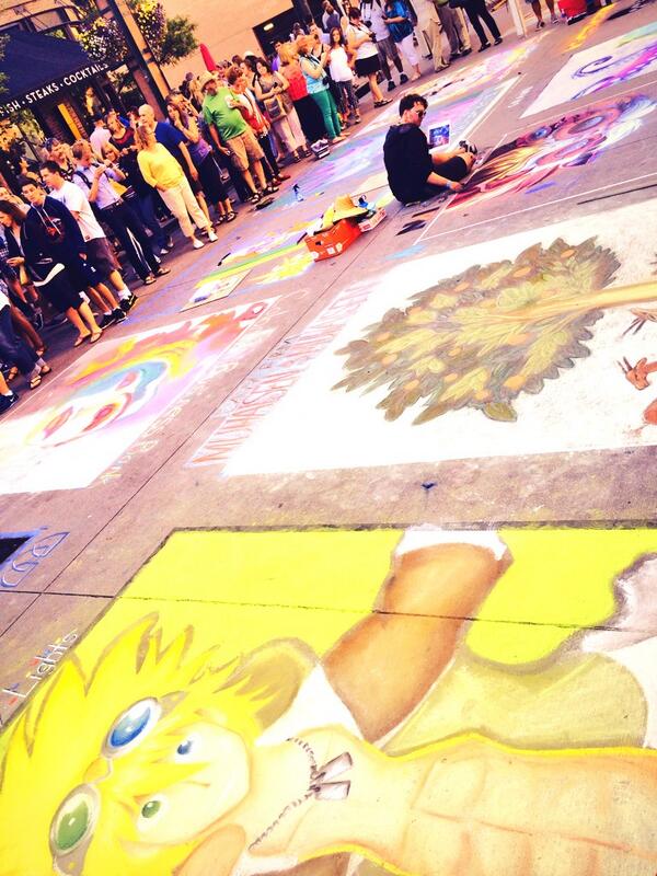 dzh2day's tweet photo. Love watching the artists work their masterpieces #sidewalkchalk #denver http://t.co/Svb1SEmtvD
